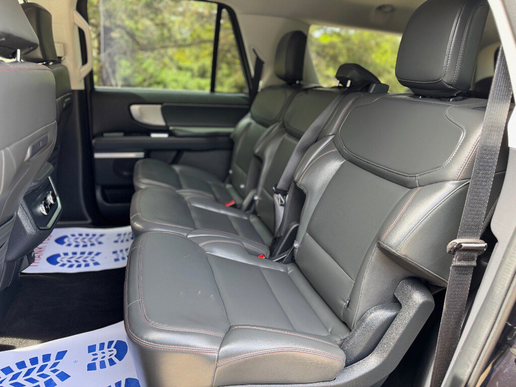Used 2025 Ford Expedition Max Active AWD/4WD image 24