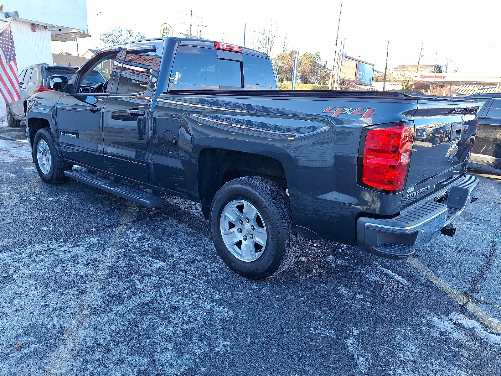 Used 2018 Chevrolet Silverado 1500 LT w/ All Star Edition image 3