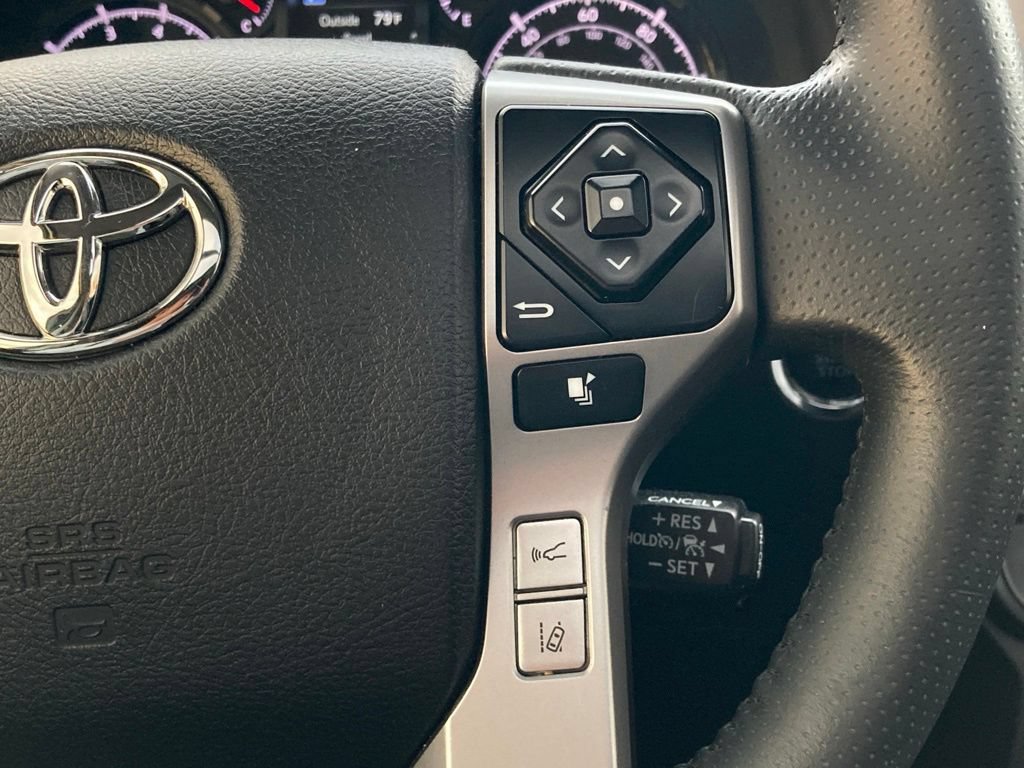 Used 2022 Toyota 4Runner SR5 Premium w/ Moonroof Package RWD image 19