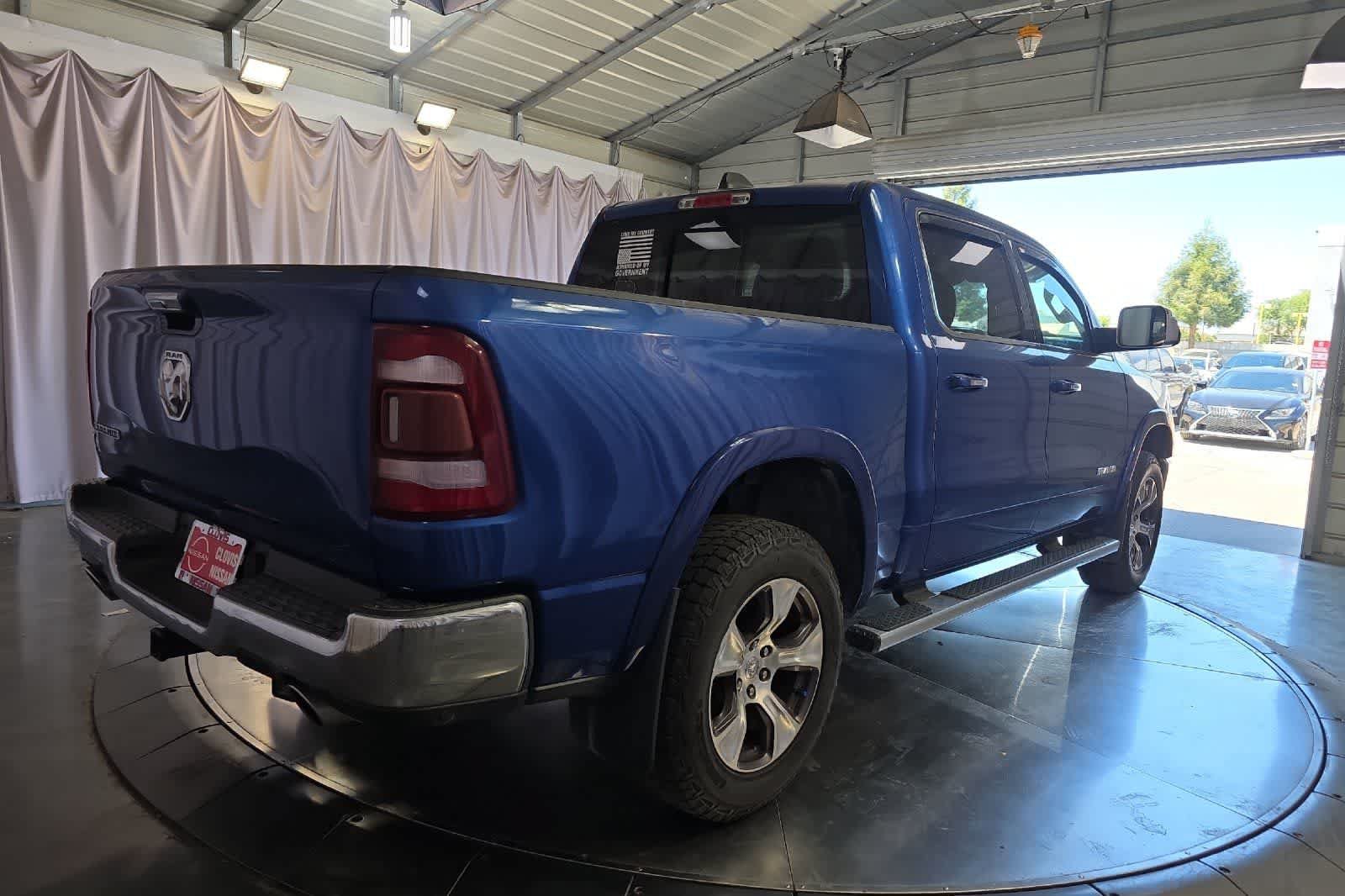 Used 2019 RAM 1500 Laramie RWD image 3
