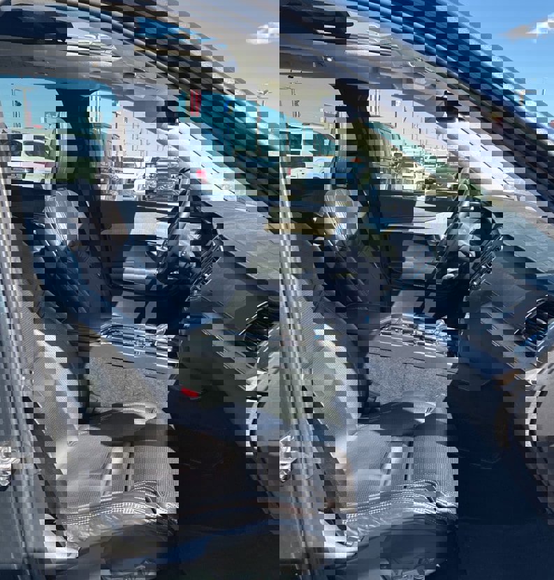 Used 2021 Volvo XC90 T8 Inscription image 11