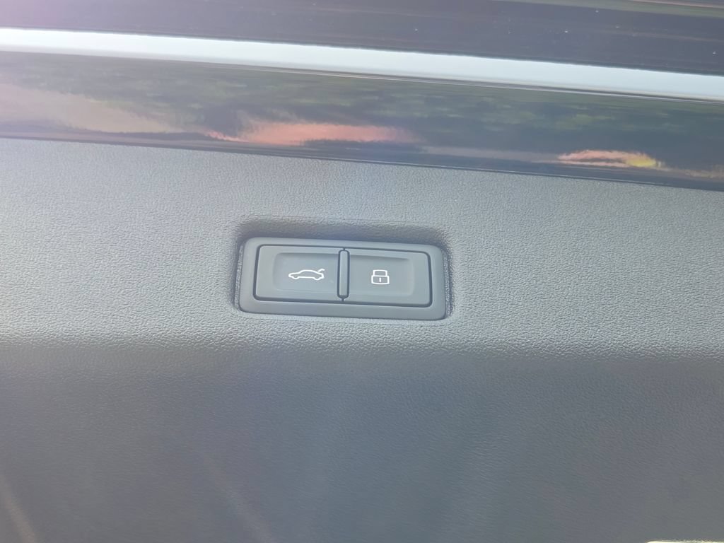 New 2026 Audi SQ5 Premium Plus AWD/4WD image 31