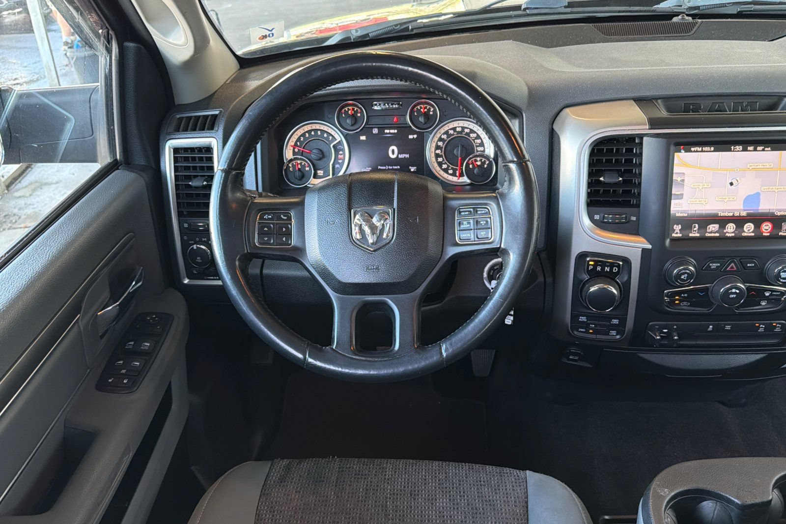 Used 2016 RAM 1500 SLT AWD/4WD image 13