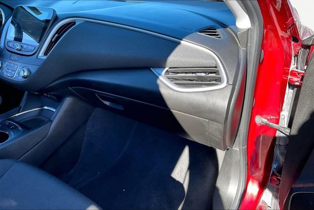 Used 2024 Chevrolet Malibu LT image 18
