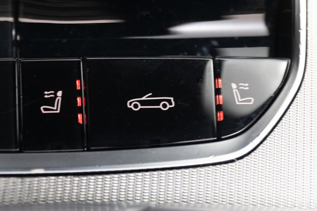 Used 2019 BMW M850i xDrive Convertible w/ Driver Assistance Package image 18