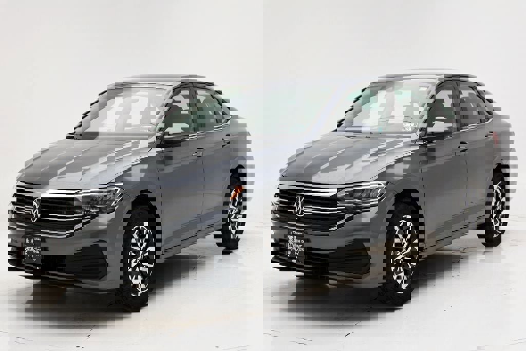 Used 2024 Volkswagen Jetta S image 5