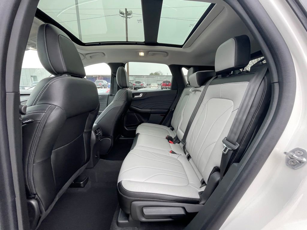 New 2026 Ford Escape Platinum w/ Premium Technology Package image 21