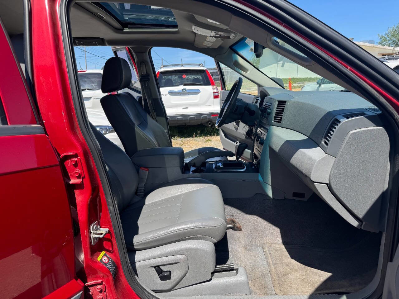 Used 2005 Jeep Grand Cherokee Laredo image 21