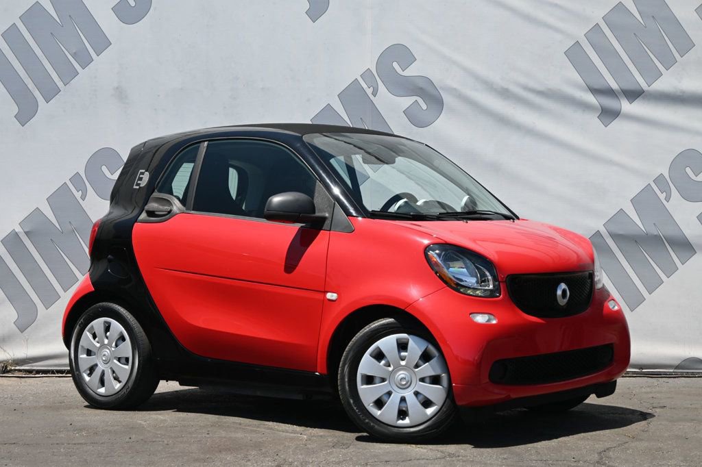 Used 2017 smart fortwo electric drive image 3