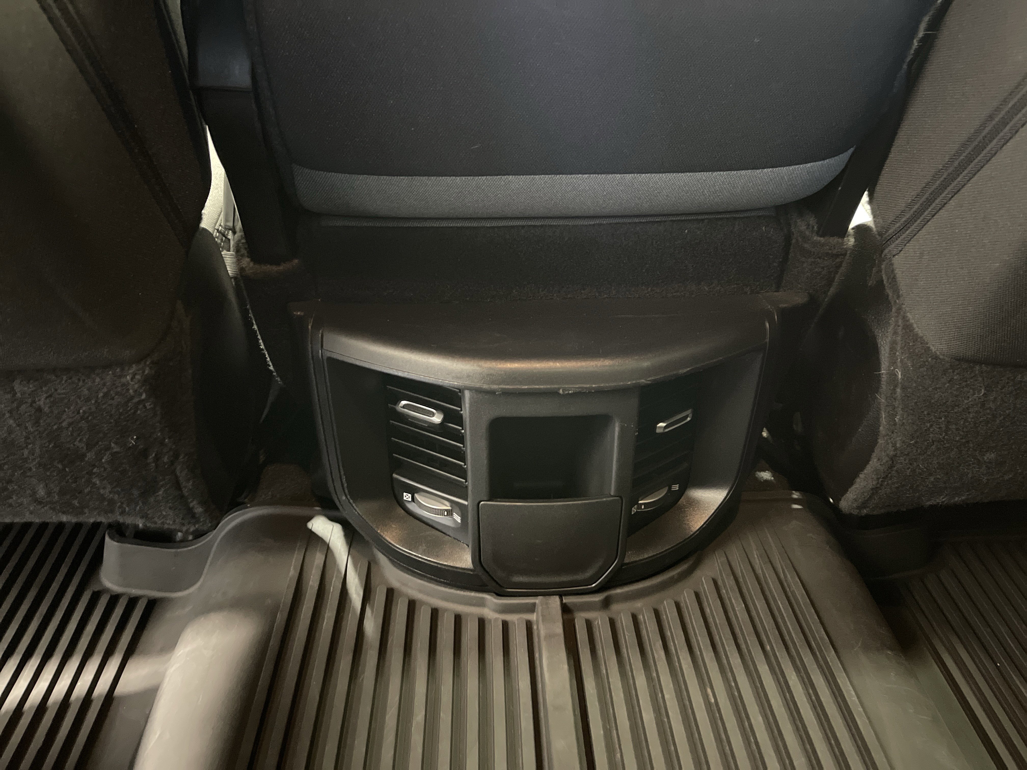 Used 2022 RAM 2500 Big Horn w/ Cold Weather Group image 28