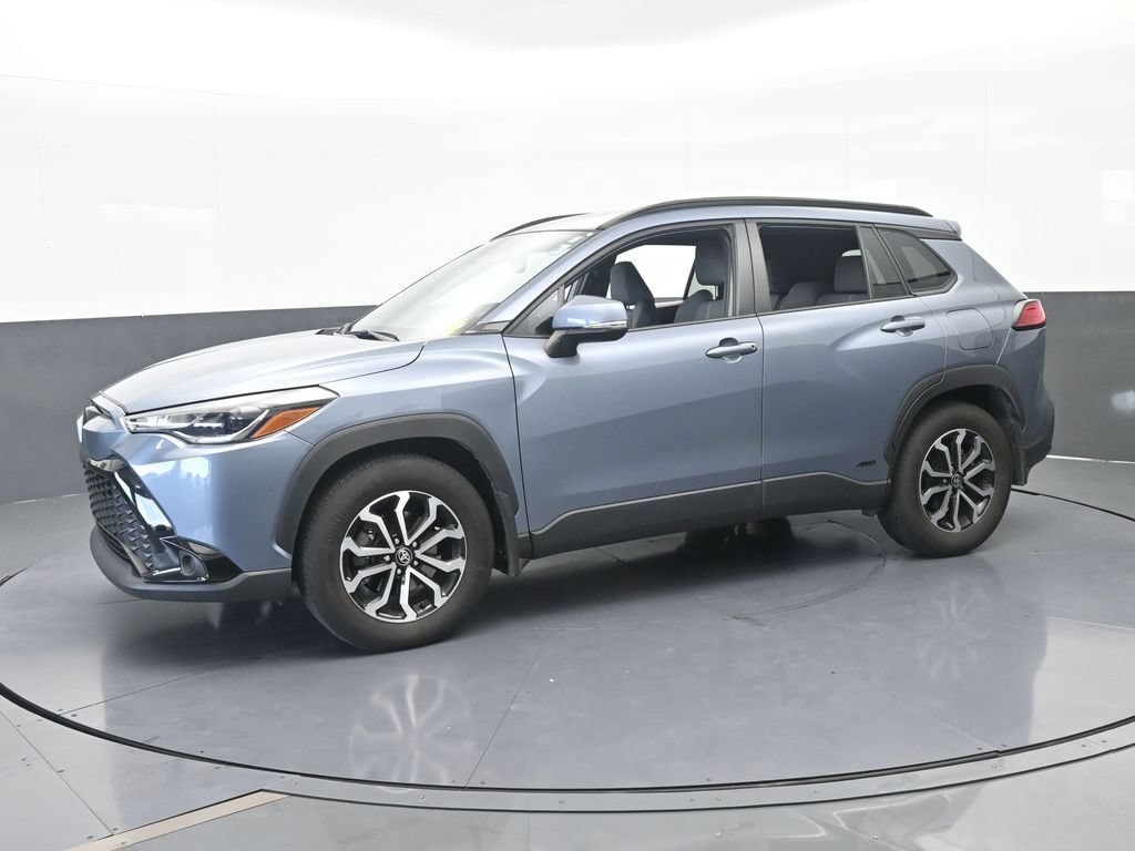 Used 2024 Toyota Corolla Cross AWD Hybrid video 2