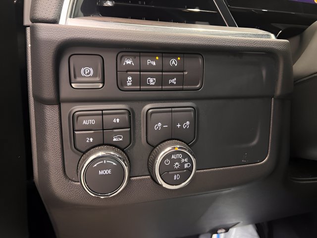 Certified 2025 Chevrolet Tahoe Premier AWD/4WD image 25