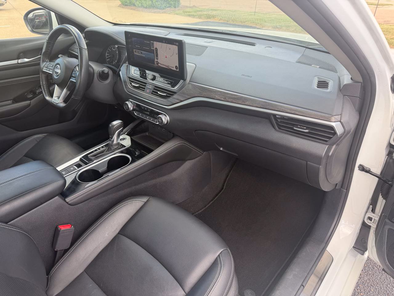 Used 2023 Nissan Altima 2.5 SL AWD/4WD image 15