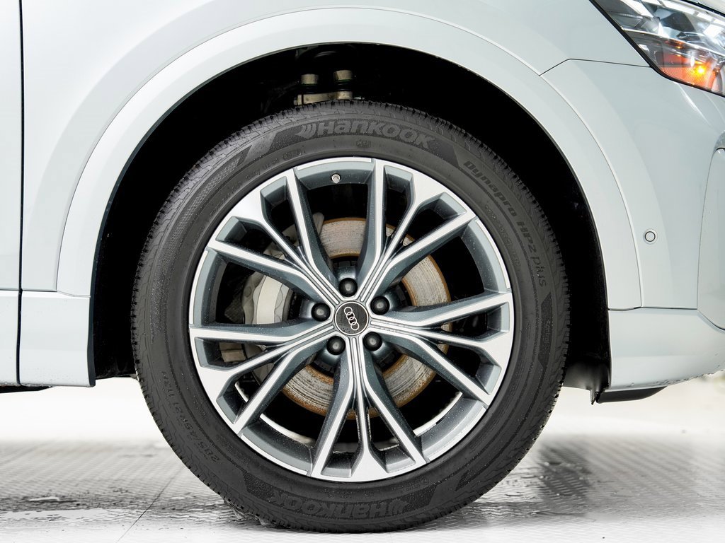 Certified 2025 Audi Q8 Premium Plus w/ Premium Plus Package image 26