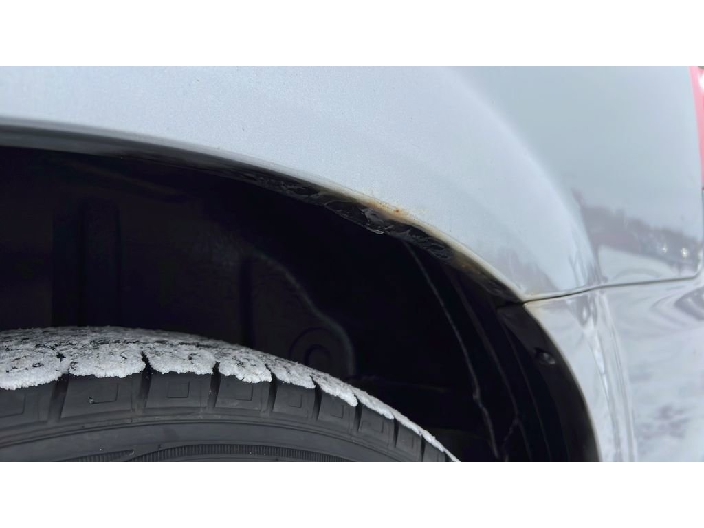 Used 2018 Dodge Grand Caravan SE FWD image 36