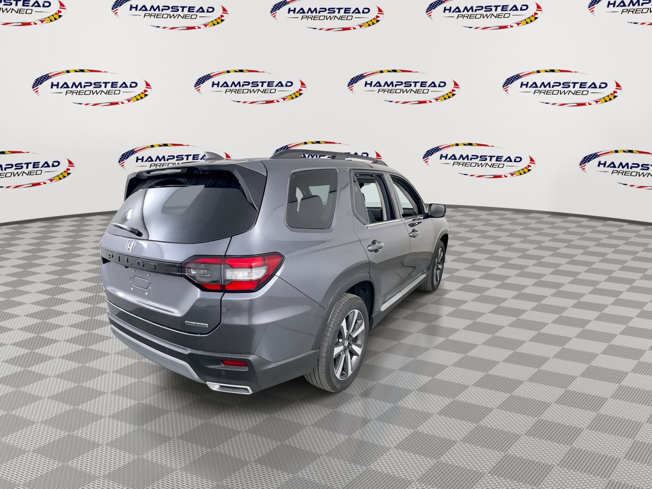 Used 2025 Honda Pilot Touring image 8