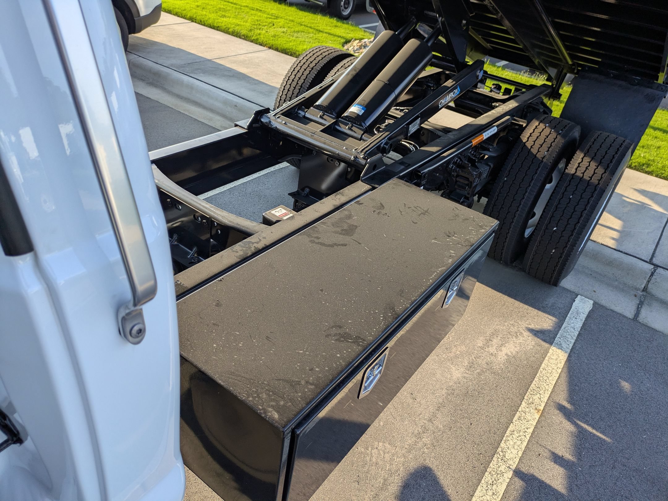New 2027 Ford F750 2WD Regular Cab Super Duty image 27