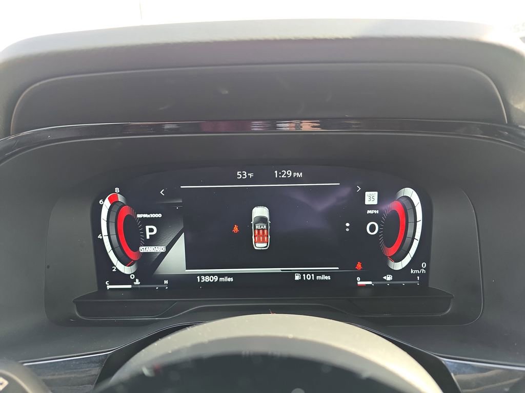 Used 2024 Nissan Pathfinder Platinum w/ Black Appearance Package image 24