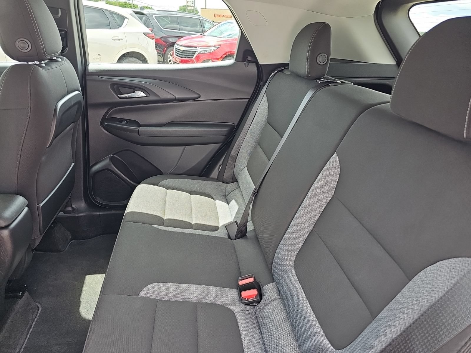 Used 2023 Chevrolet TrailBlazer LS FWD image 21