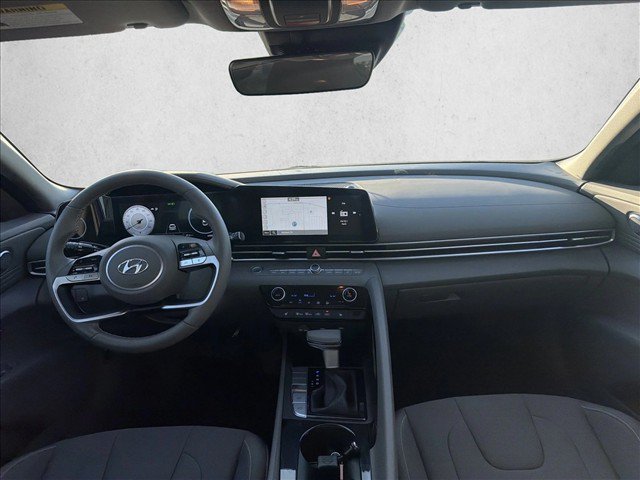 Used 2023 Hyundai Elantra SEL w/ Convenience Package FWD image 22