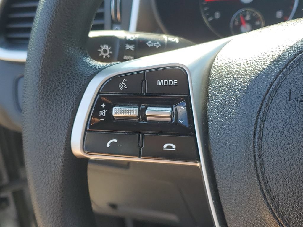 Used 2019 Kia Sorento FWD image 11