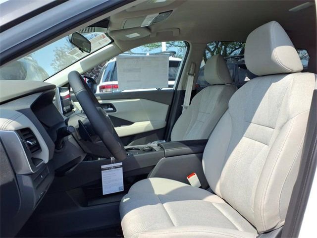 New 2025 Nissan Rogue SV image 8