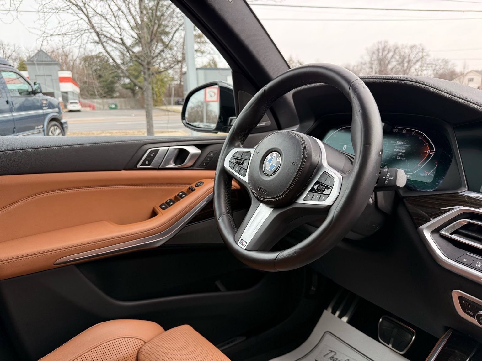 Used 2023 BMW X5 xDrive40i w/ Executive Package image 28