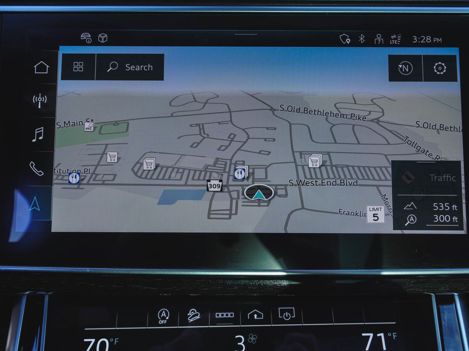 Used 2023 Audi Q7 3.0T Premium w/ Convenience Package image 19