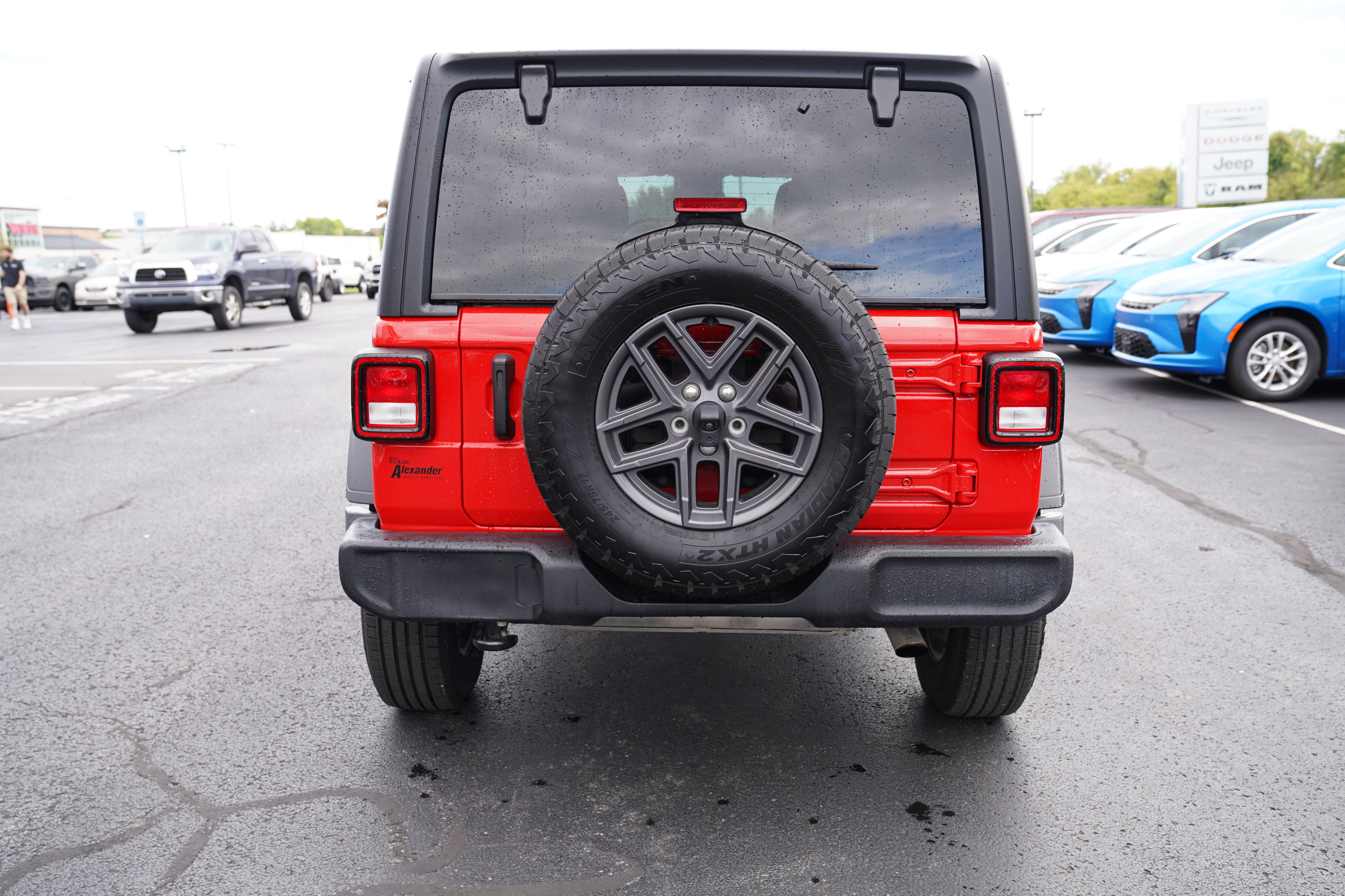 Used 2024 Jeep Wrangler Unlimited Sport AWD/4WD image 6