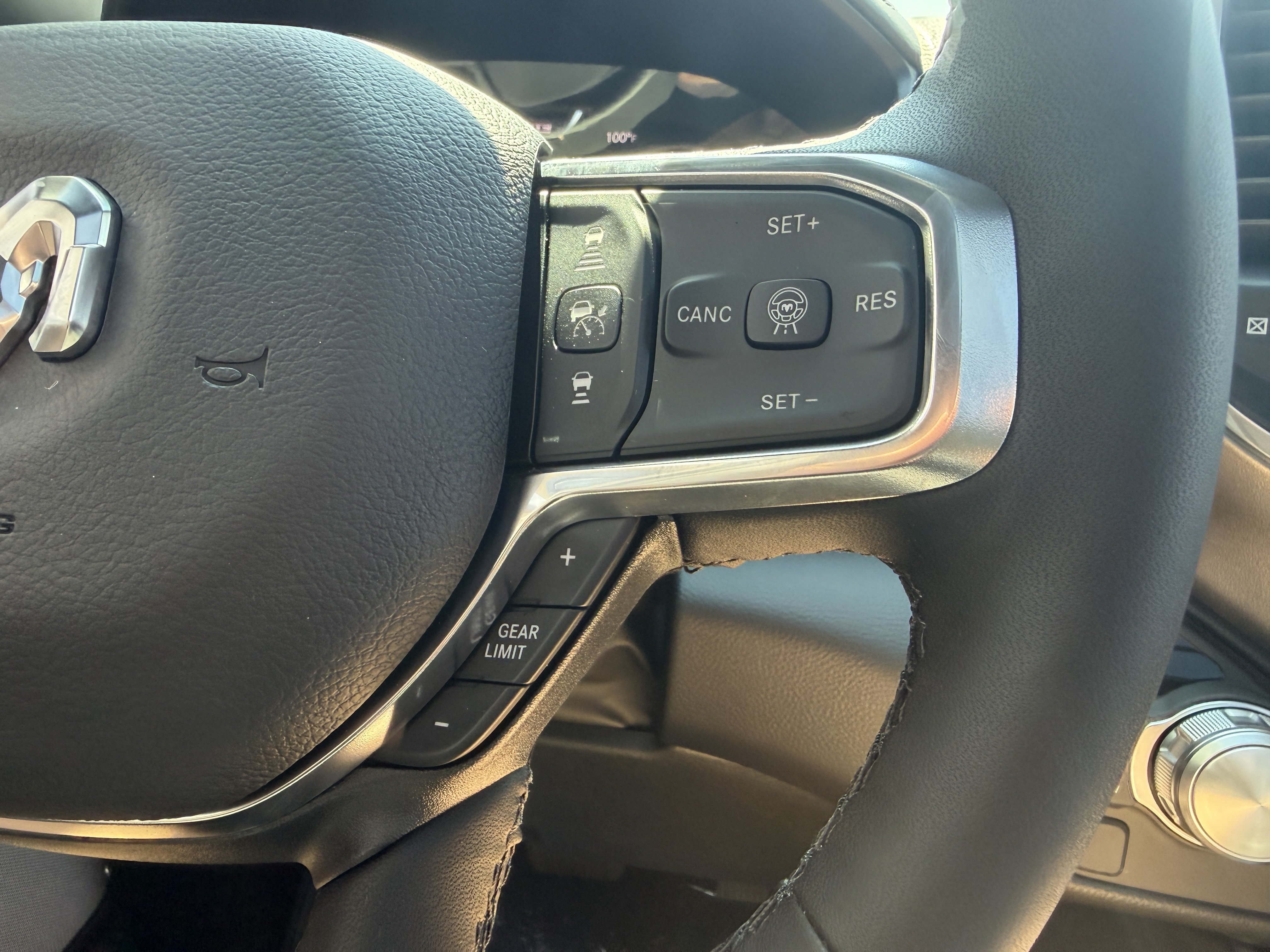 New 2026 RAM 1500 Laramie w/ Night Edition AWD/4WD image 44