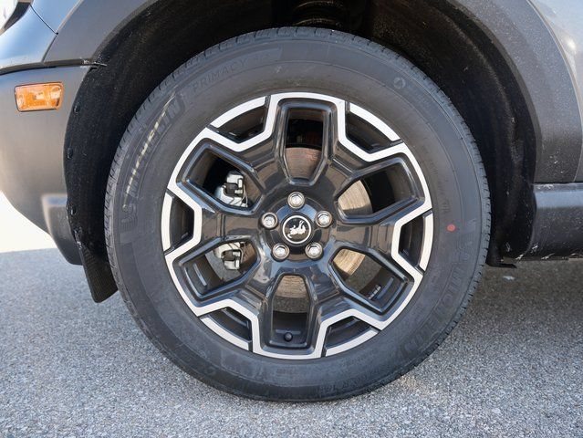 New 2025 Ford Bronco Sport Outer Banks w/ Outer Banks Tech Package+ AWD/4WD image 35