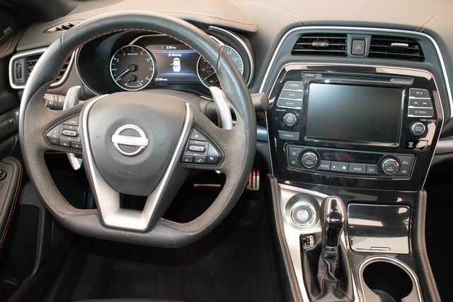 Used 2023 Nissan Maxima SR FWD image 15