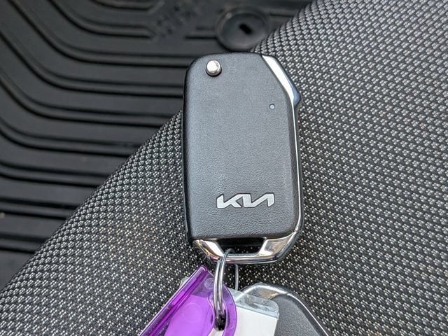 Certified 2024 Kia Forte LXS w/ LXS Technology Package FWD image 30
