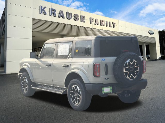 New 2026 Ford Bronco Outer Banks AWD/4WD image 6