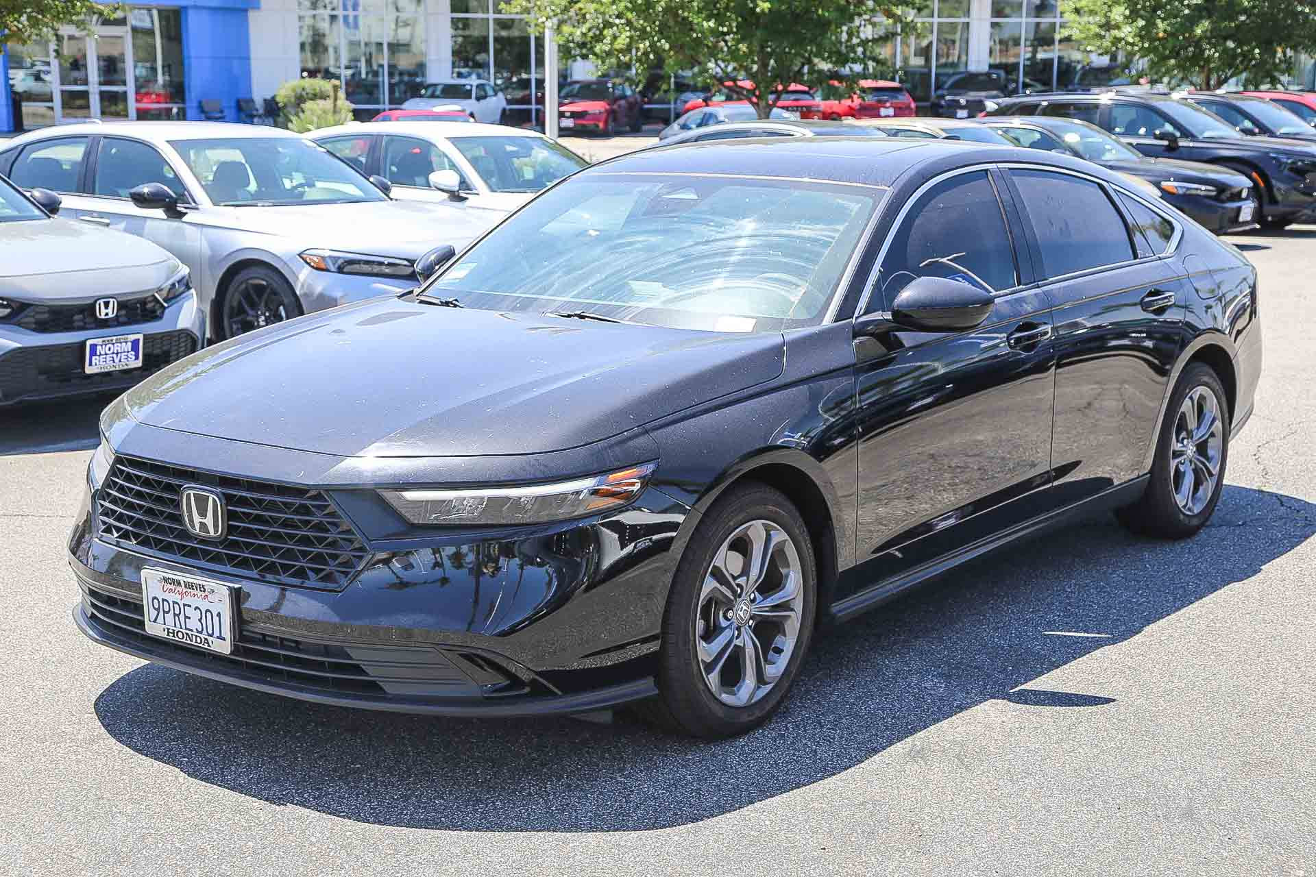 Used 2024 Honda Accord EX image 3