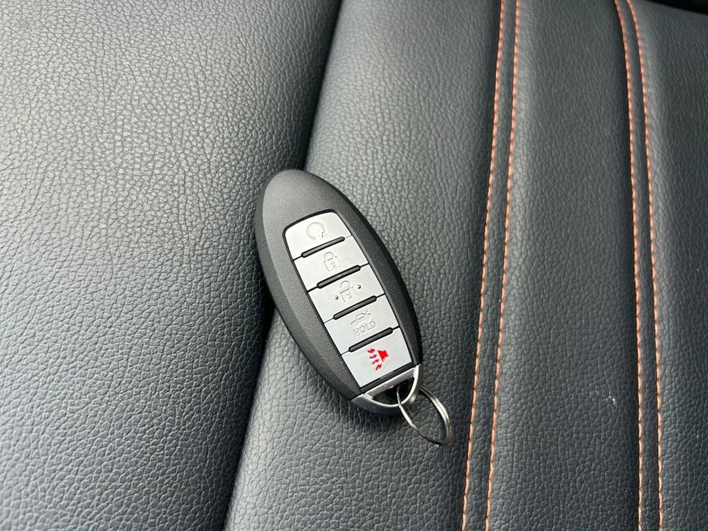 Used 2019 Nissan Kicks SR w/ SR Premium Package image 33