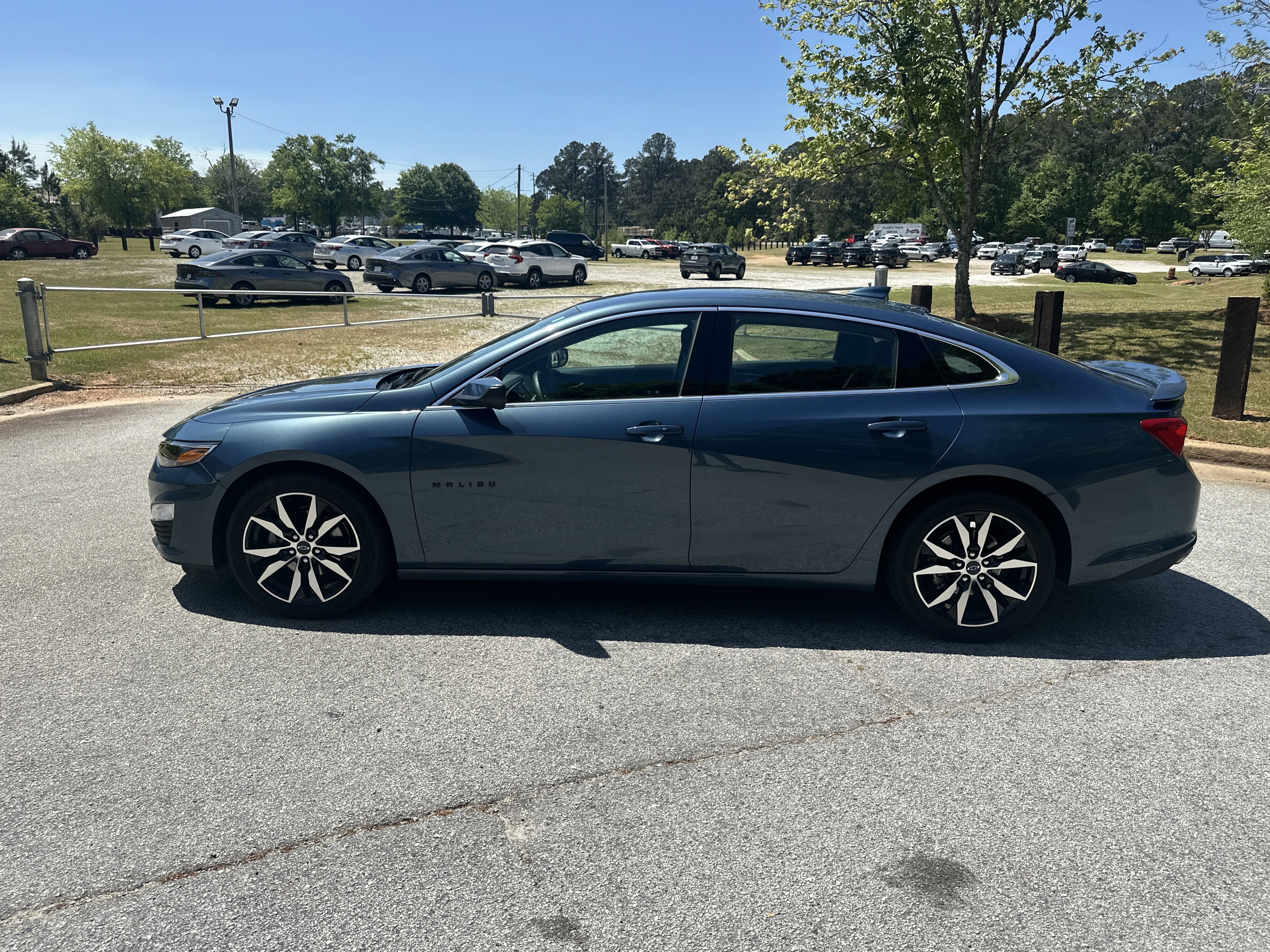 Used 2024 Chevrolet Malibu RS w/ LPO, Floor Liner Package FWD image 8