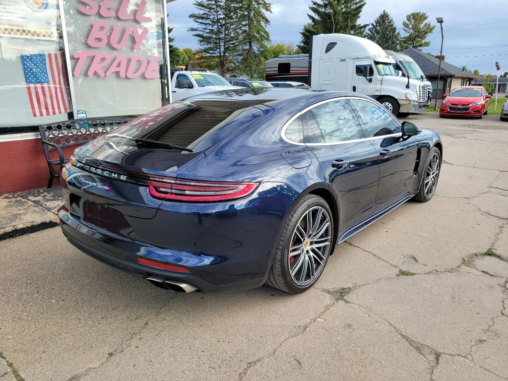 Used 2017 Porsche Panamera Turbo image 5