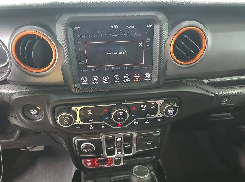 Used 2021 Jeep Gladiator Mojave AWD/4WD image 15