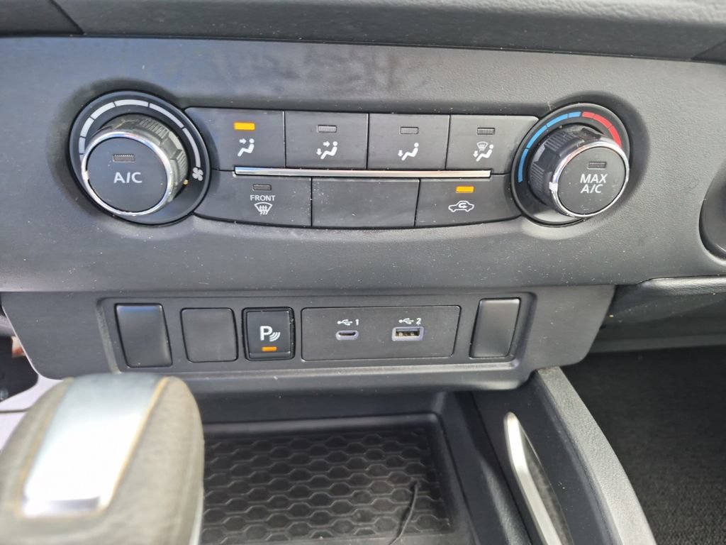 Used 2023 Nissan Frontier SV w/ Technology Package AWD/4WD image 13