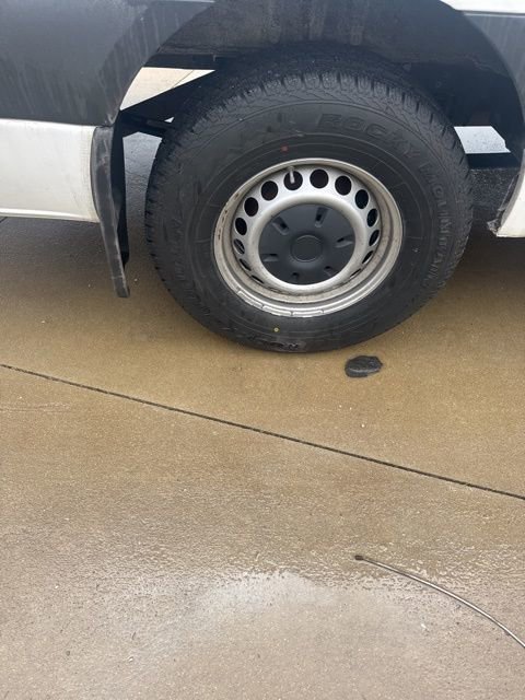 Used 2021 Freightliner Sprinter 2500 image 14