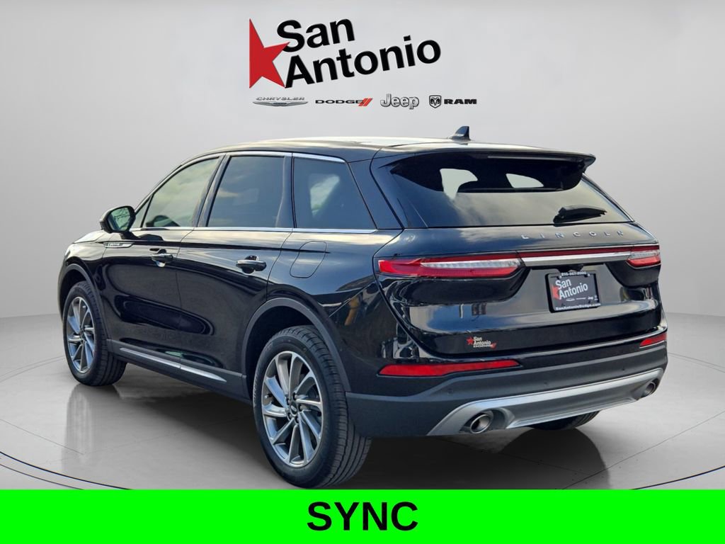 Used 2025 Lincoln Corsair FWD w/ Equipment Group 101A image 6