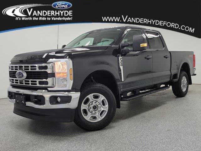 Used 2025 Ford F350 XLT w/ FX4 Off-Road Package AWD/4WD 360° Tour