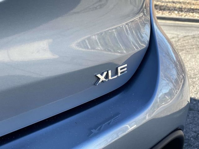 Used 2023 Toyota Highlander XLE image 12