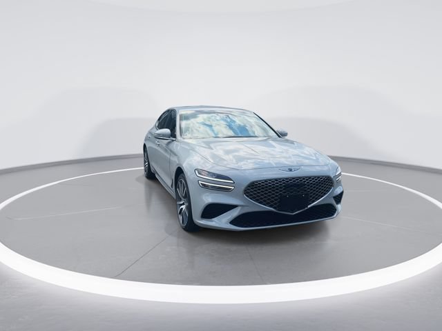 Used 2025 Genesis G70 2.5T RWD image 3