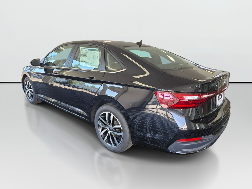 New 2026 Volkswagen Jetta SE FWD image 5