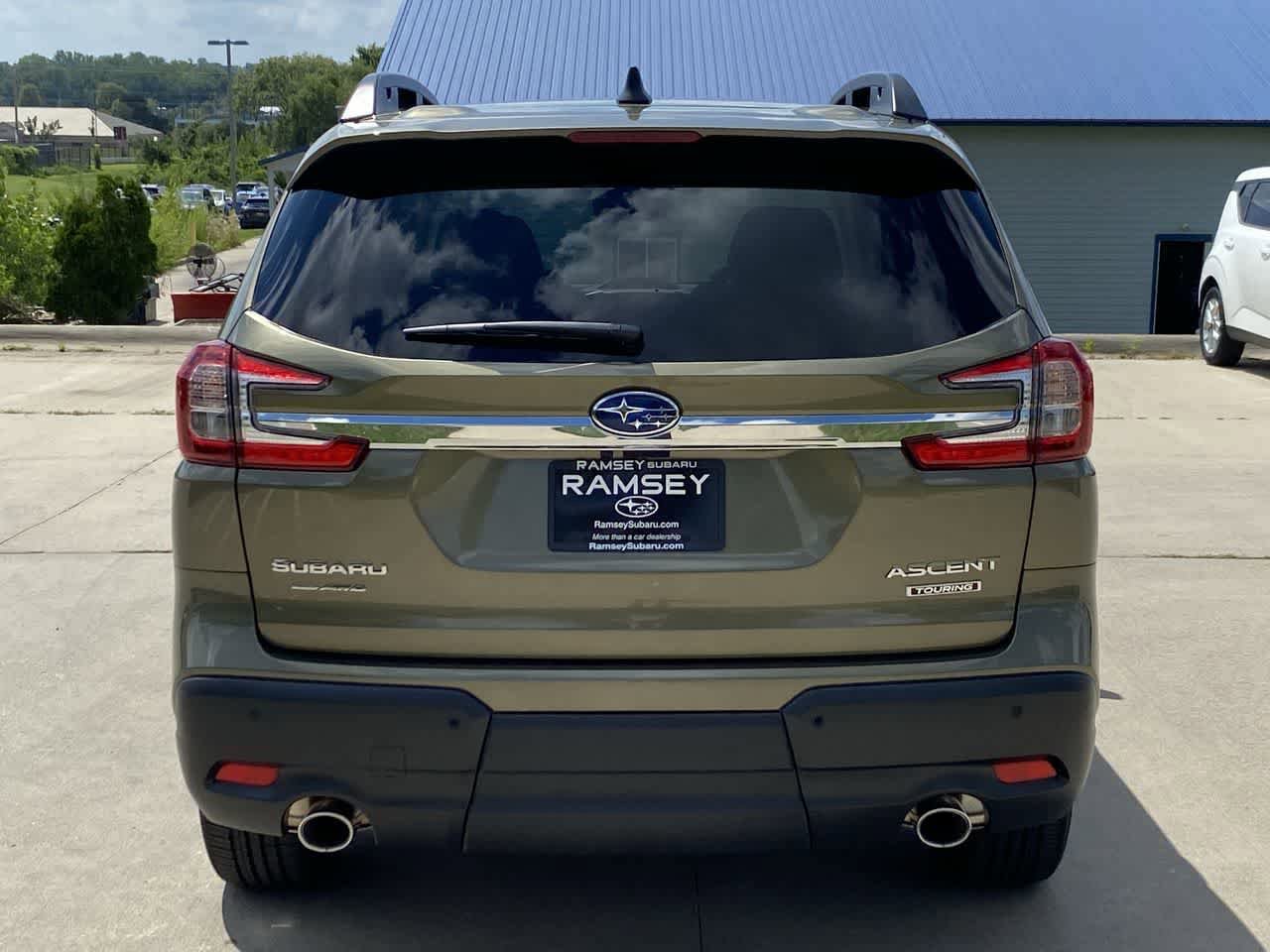 Used 2025 Subaru Ascent Touring image 5