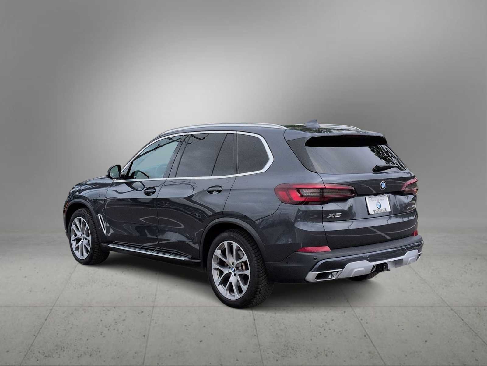 Used 2021 BMW X5 xDrive40i w/ Convenience Package AWD/4WD image 6
