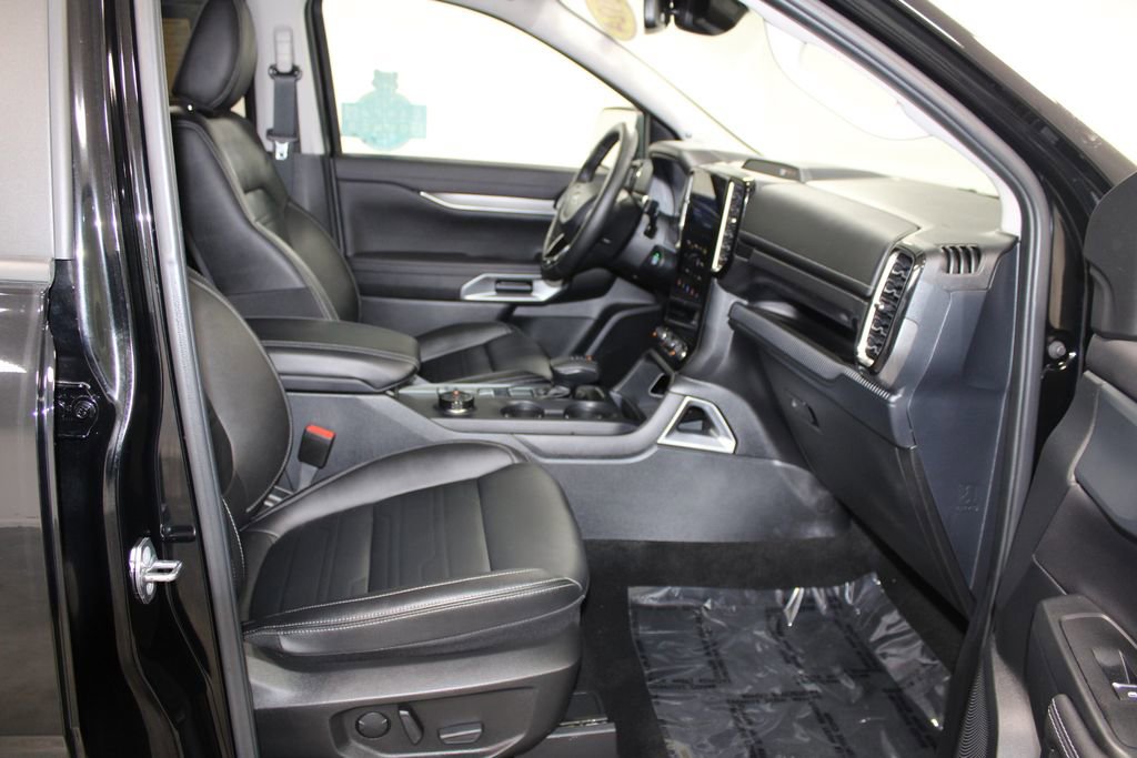 Used 2024 Ford Ranger Lariat w/ FX4 Off-Road Package image 29
