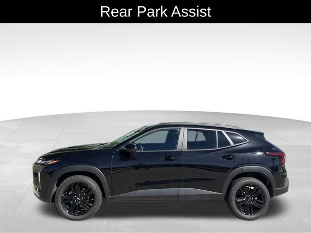 Certified 2025 Chevrolet Trax ACTIV w/ Driver Confidence Package FWD image 5